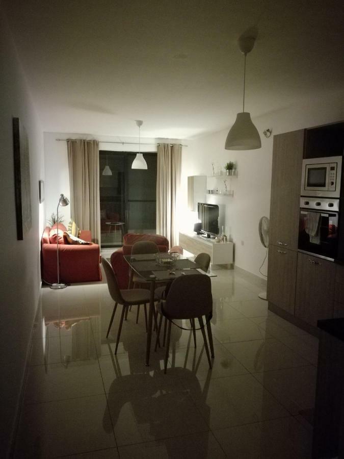 No8 @ Seabreeze Court Διαμέρισμα Mellieħa Εξωτερικό φωτογραφία