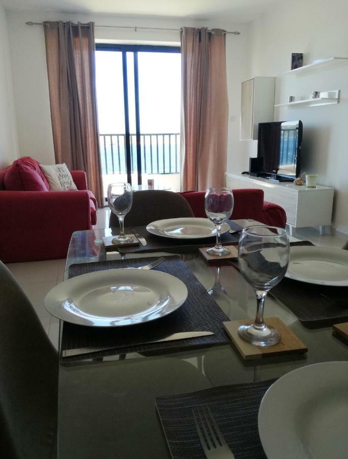 No8 @ Seabreeze Court Διαμέρισμα Mellieħa Εξωτερικό φωτογραφία